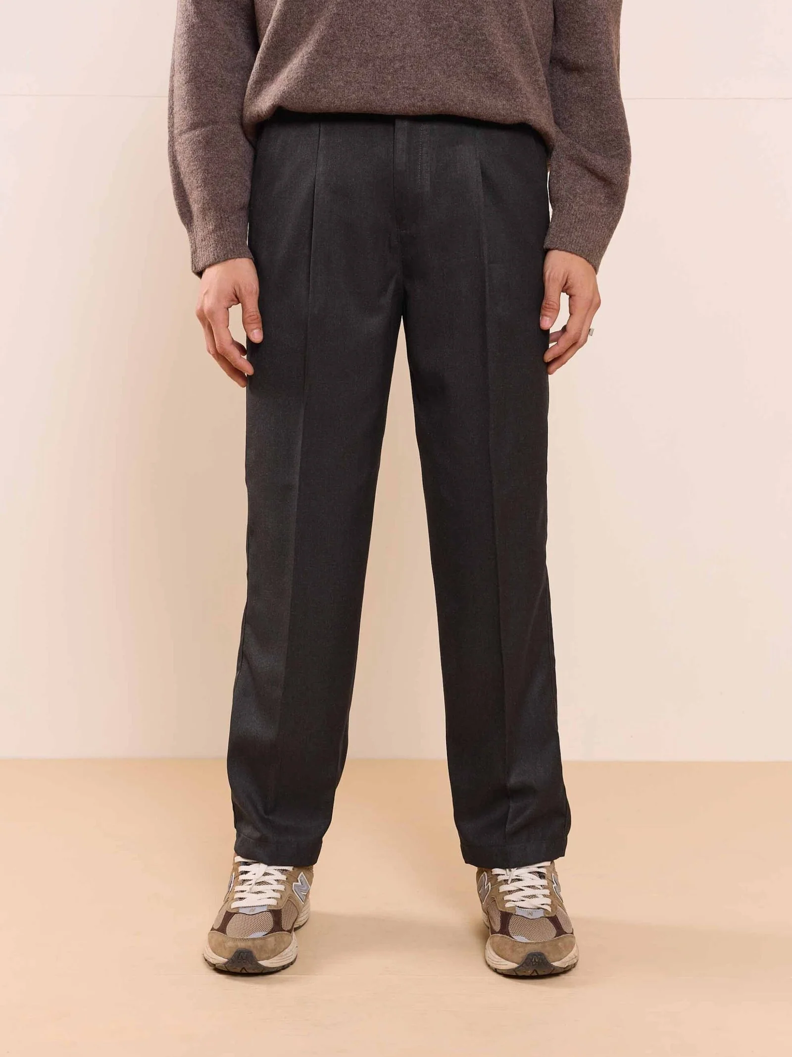 Black Textured Baggy Fit Trousers - Image 4