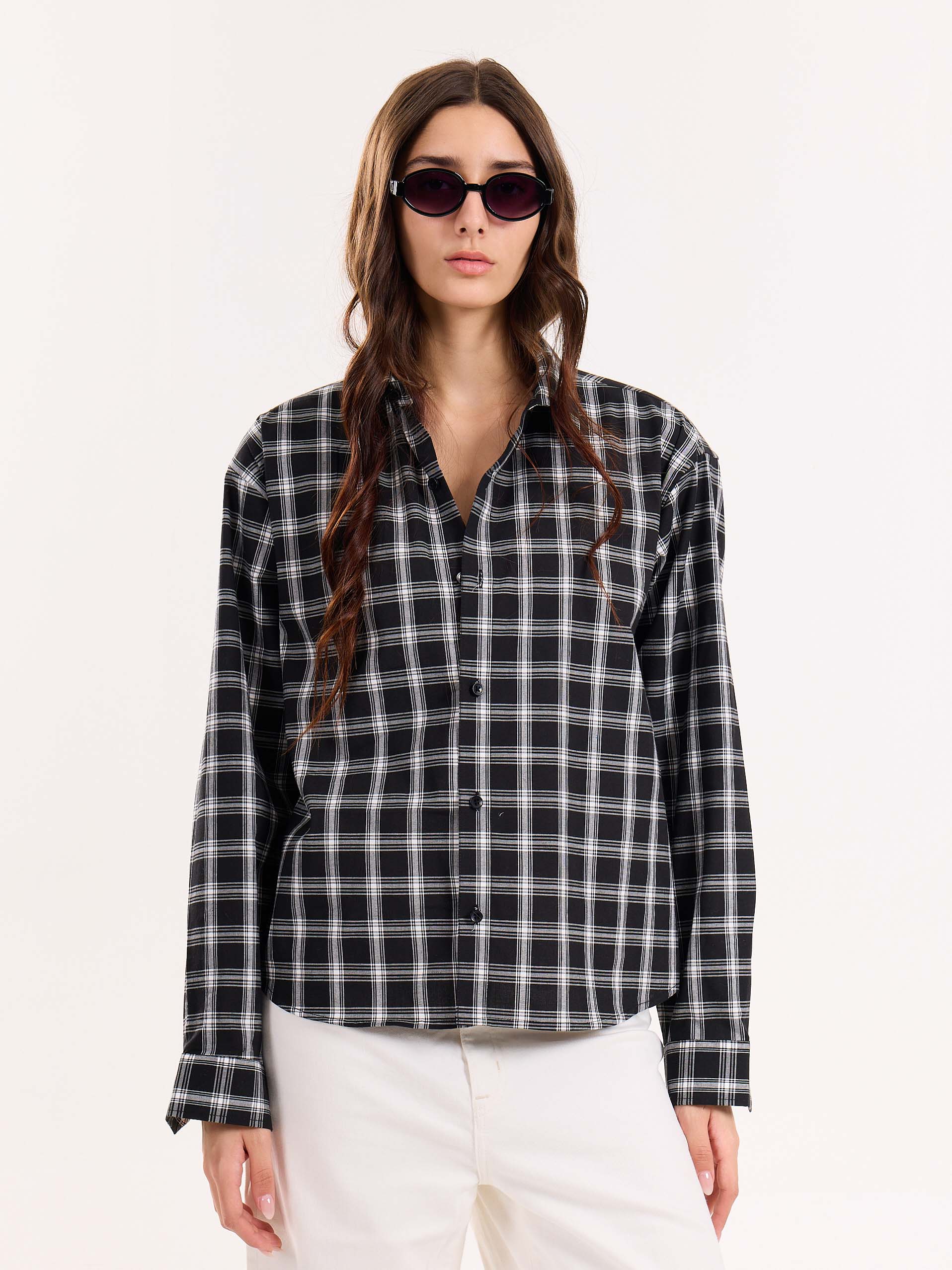 Black Checkered Poplin Cropped Shirt - Image 4
