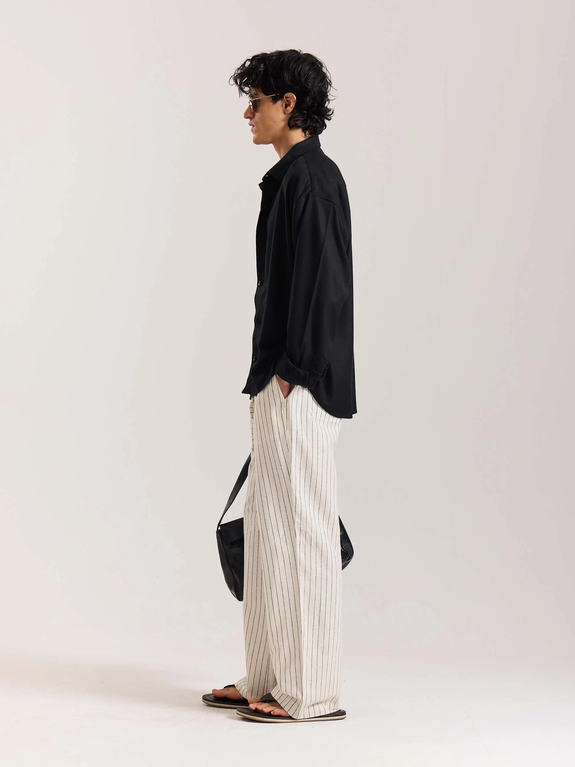 Black Linen Cropped Shirt - Image 5