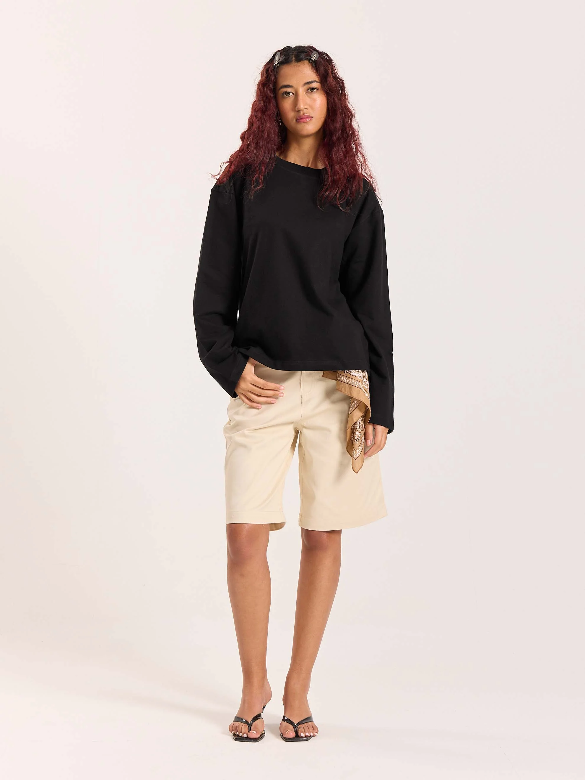 Black Loose Fit Cropped T-Shirt - Image 2