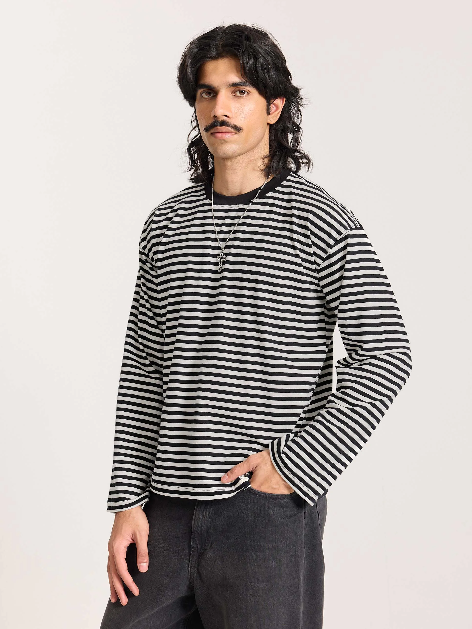 Black Striped Loose Fit Cropped T-Shirt - Image 5