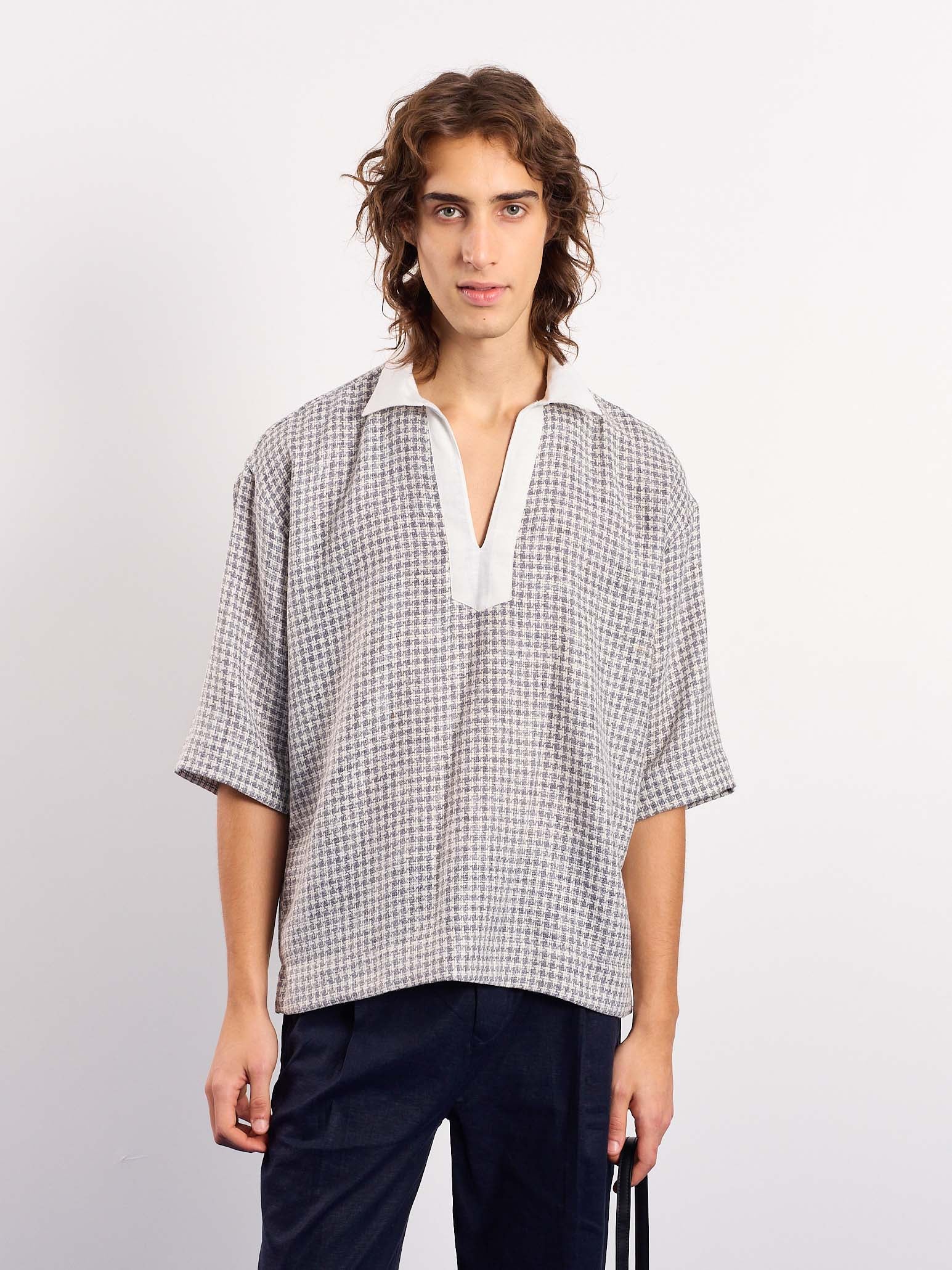 Blue Contrasting Collar Pullover - Image 3