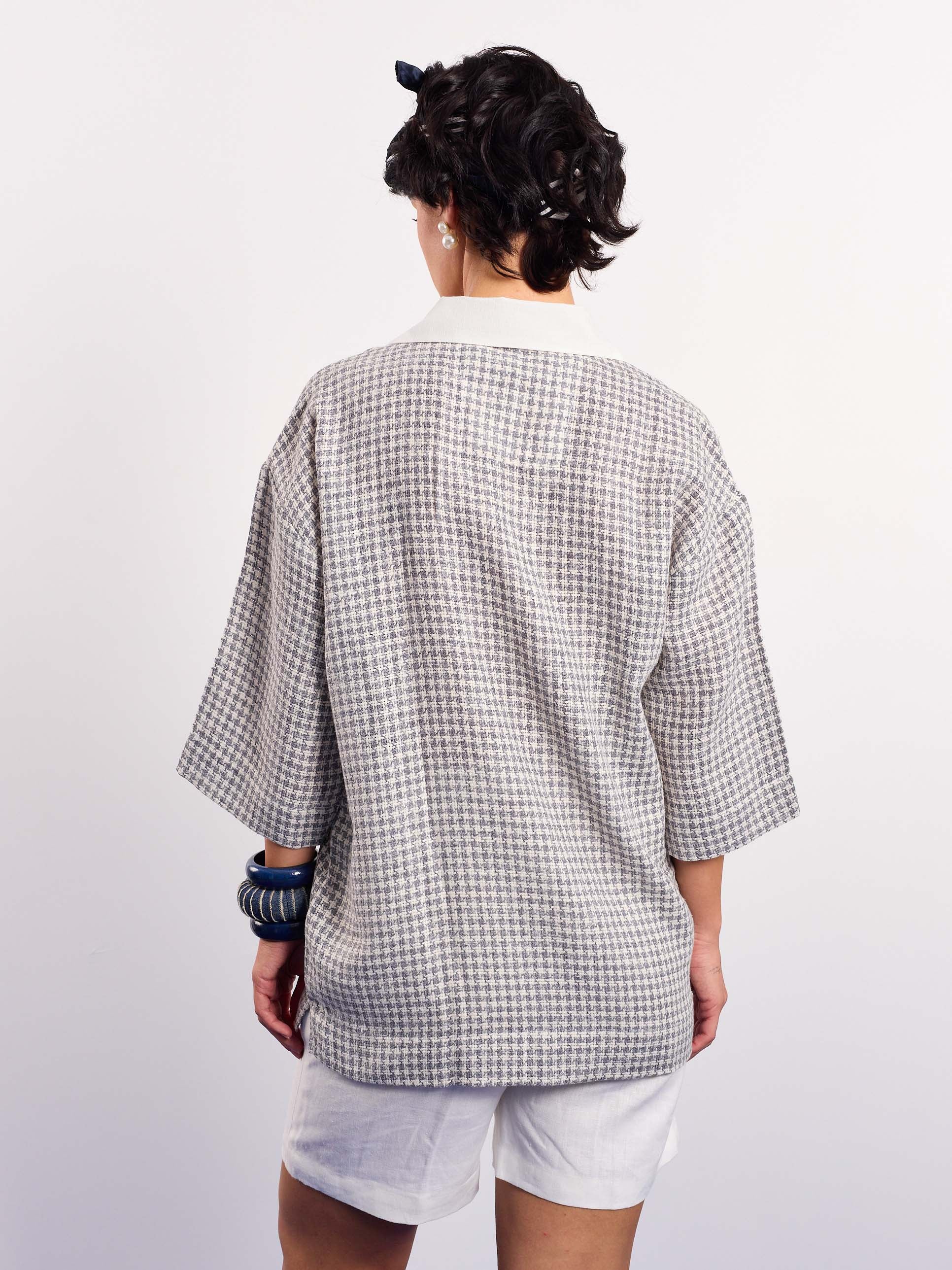 Blue Contrasting Collar Pullover - Image 8