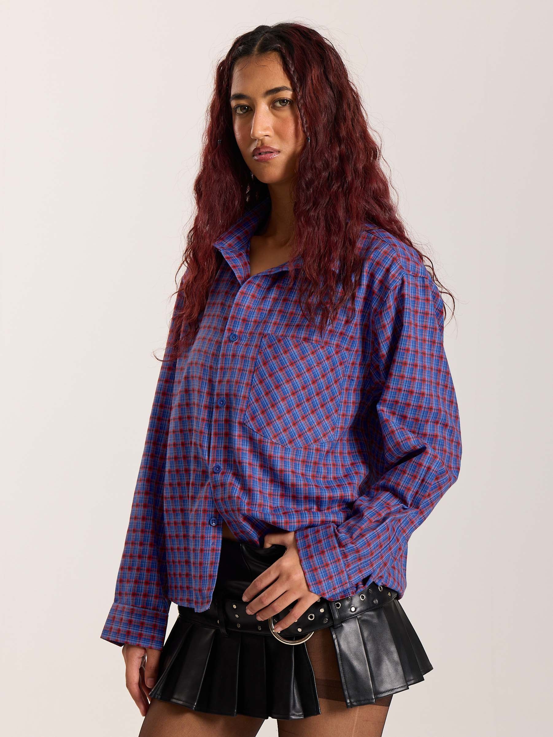 Blue & Red Checkered Oversized Cropped Shirt - Image 7