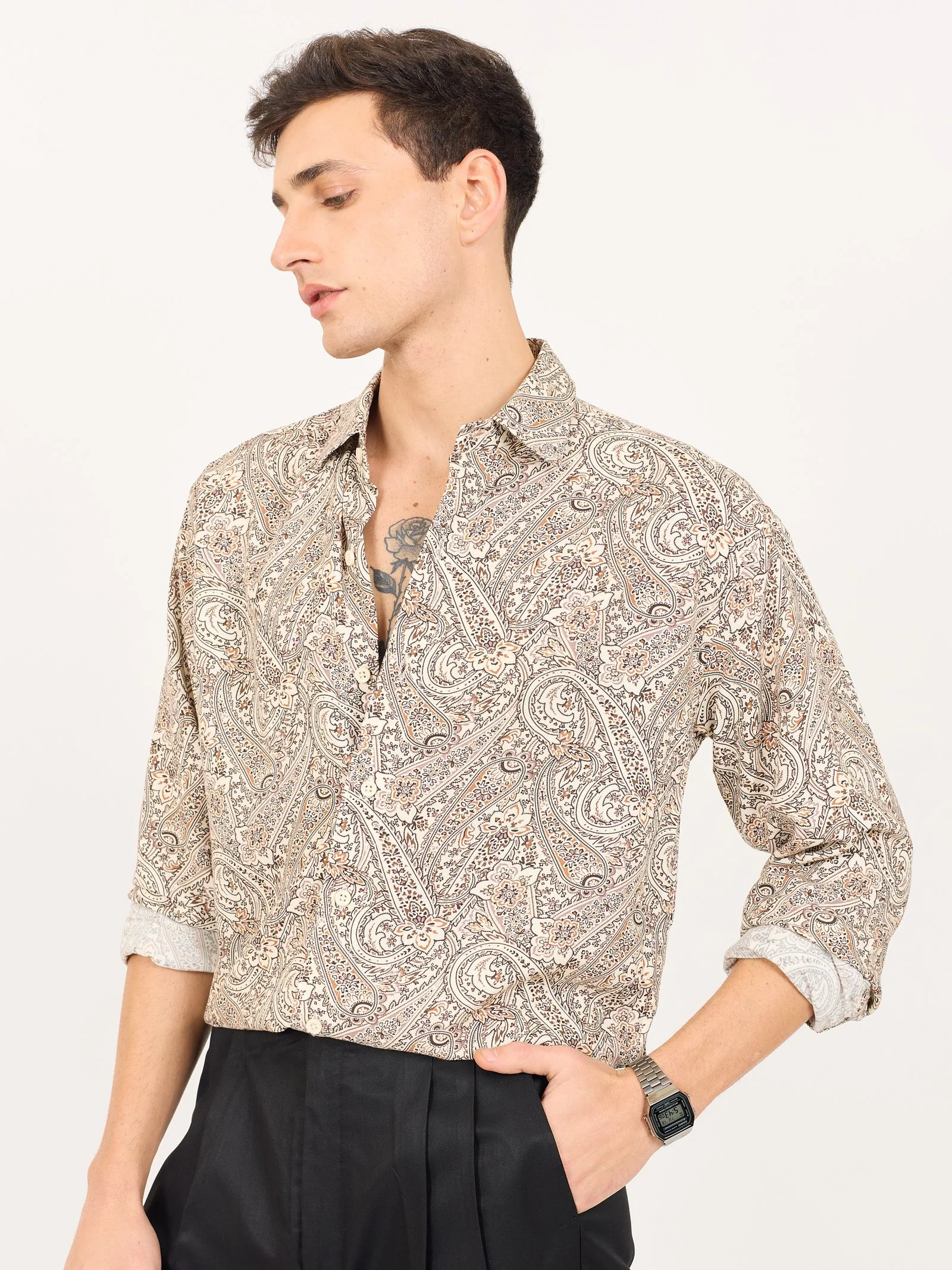 Cream Dream Paisley - Image 4