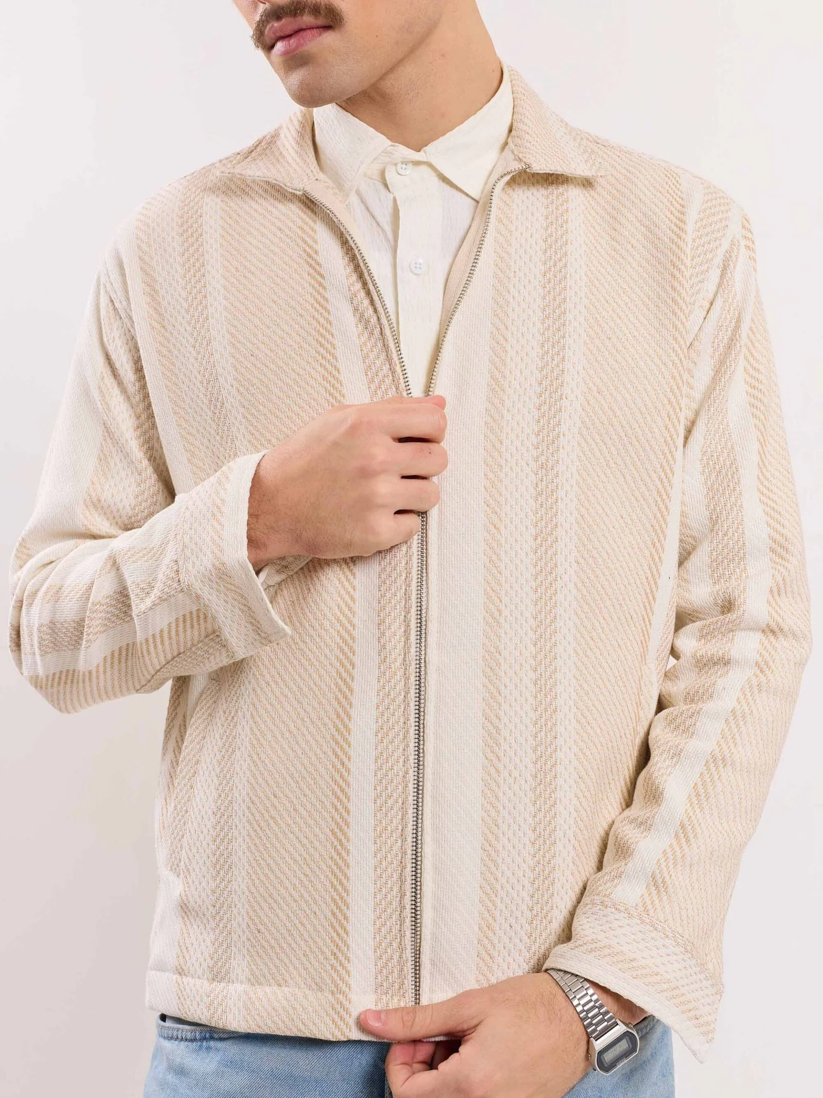 Cropped Fit Textured Zipper Jacket - Image 5