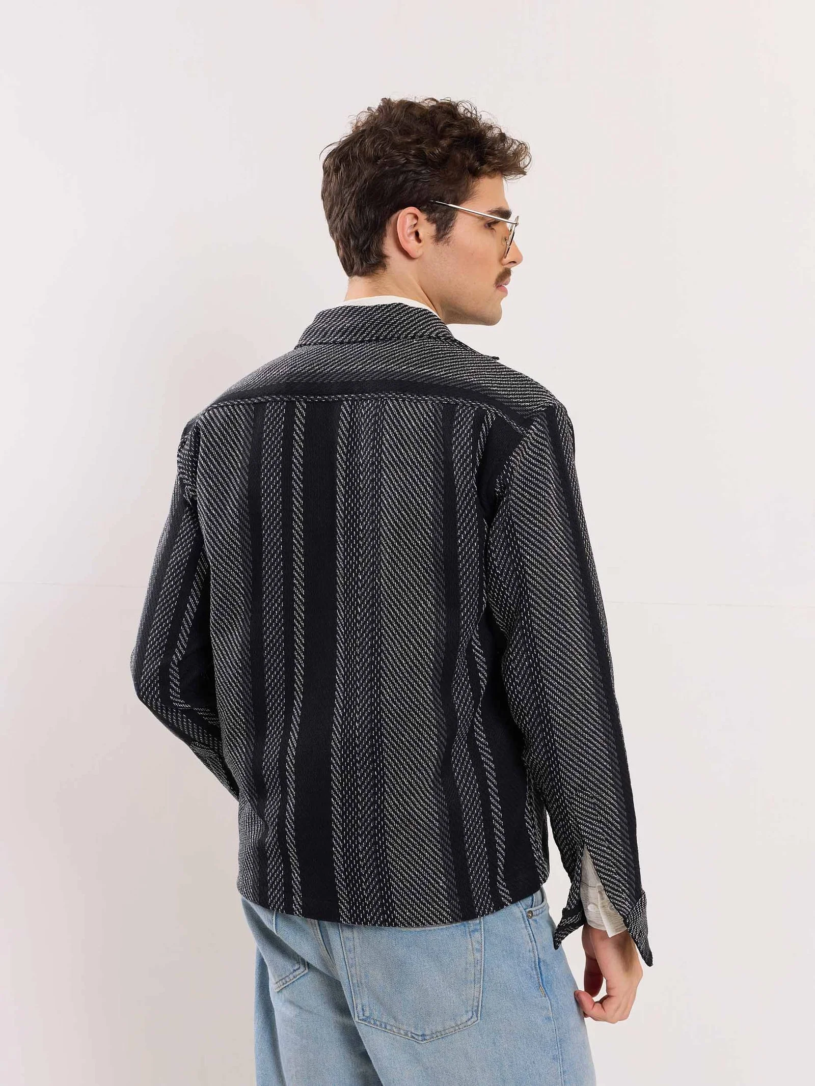 Cropped Fit Textured Zipper Jacket - Image 6