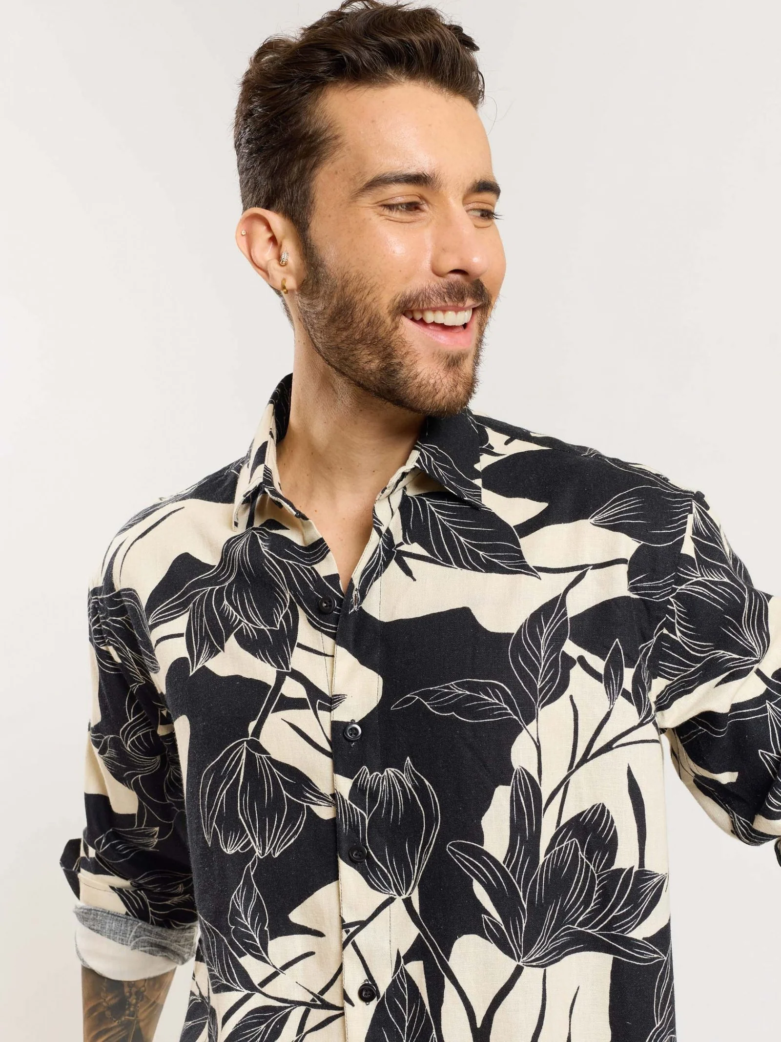 Daffodil Linen Shirt - Image 3