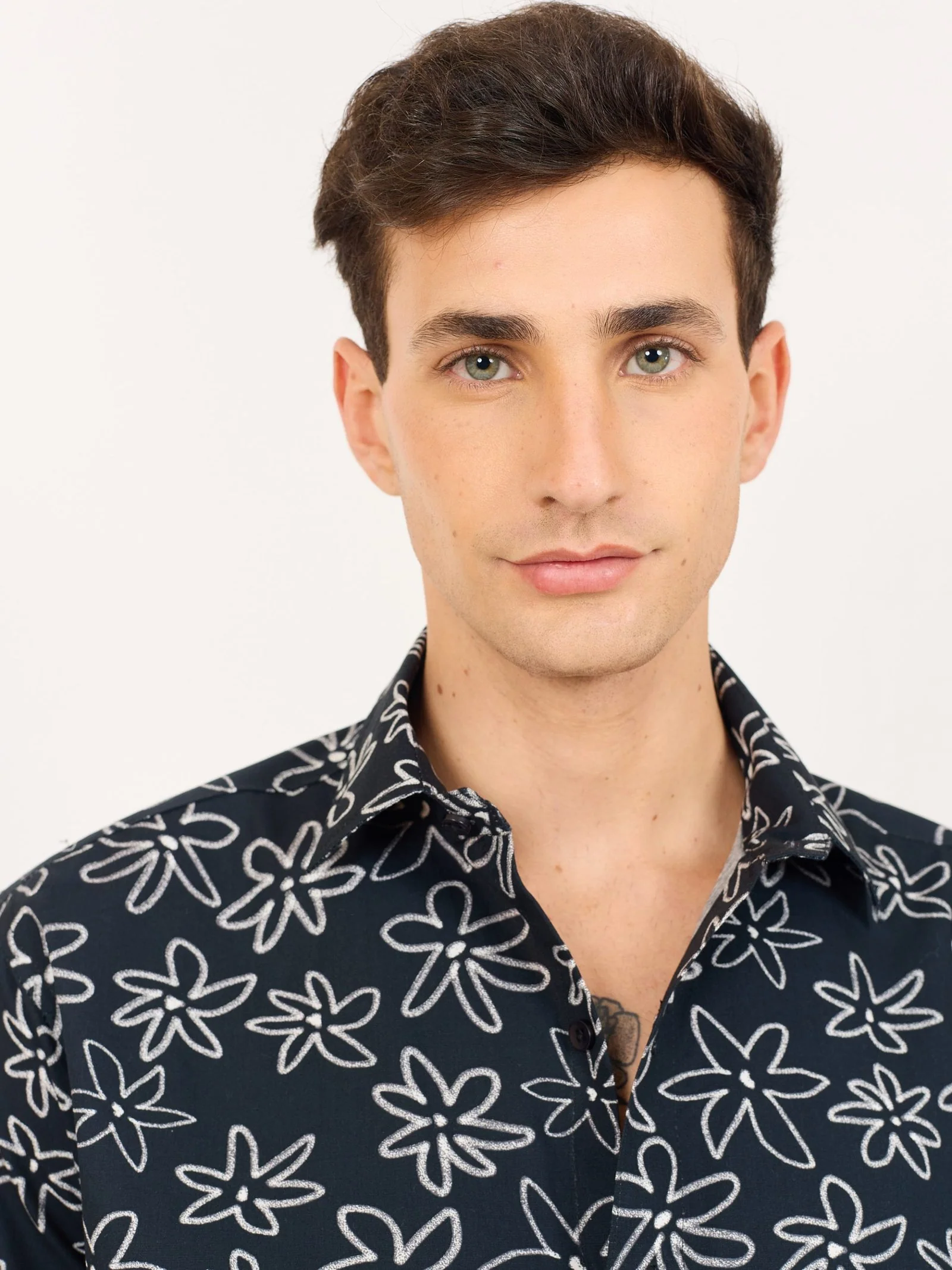 Floral Canvas - Image 3