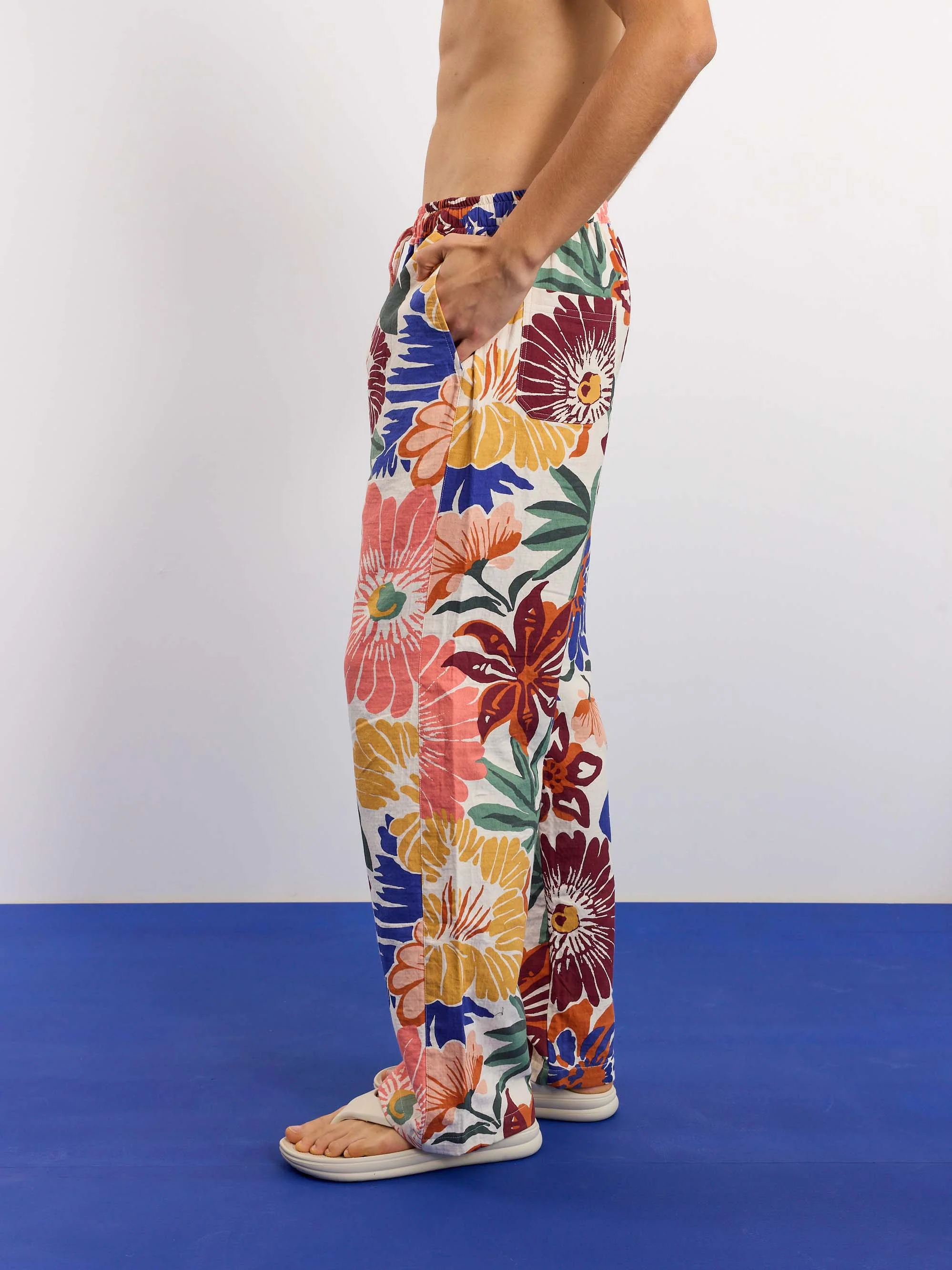 Floral Print Gauze Pull-on Pants - Image 7