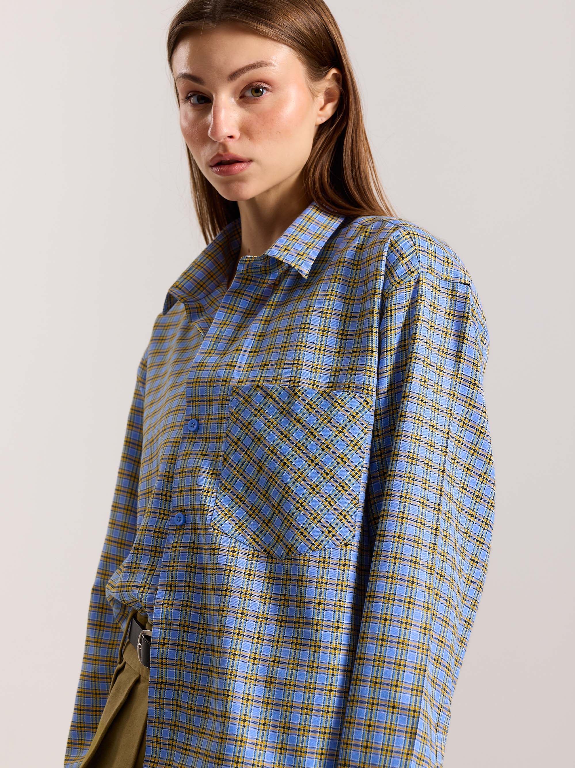 Light Blue Checkered Oversized Cropped Shirt - Image 5