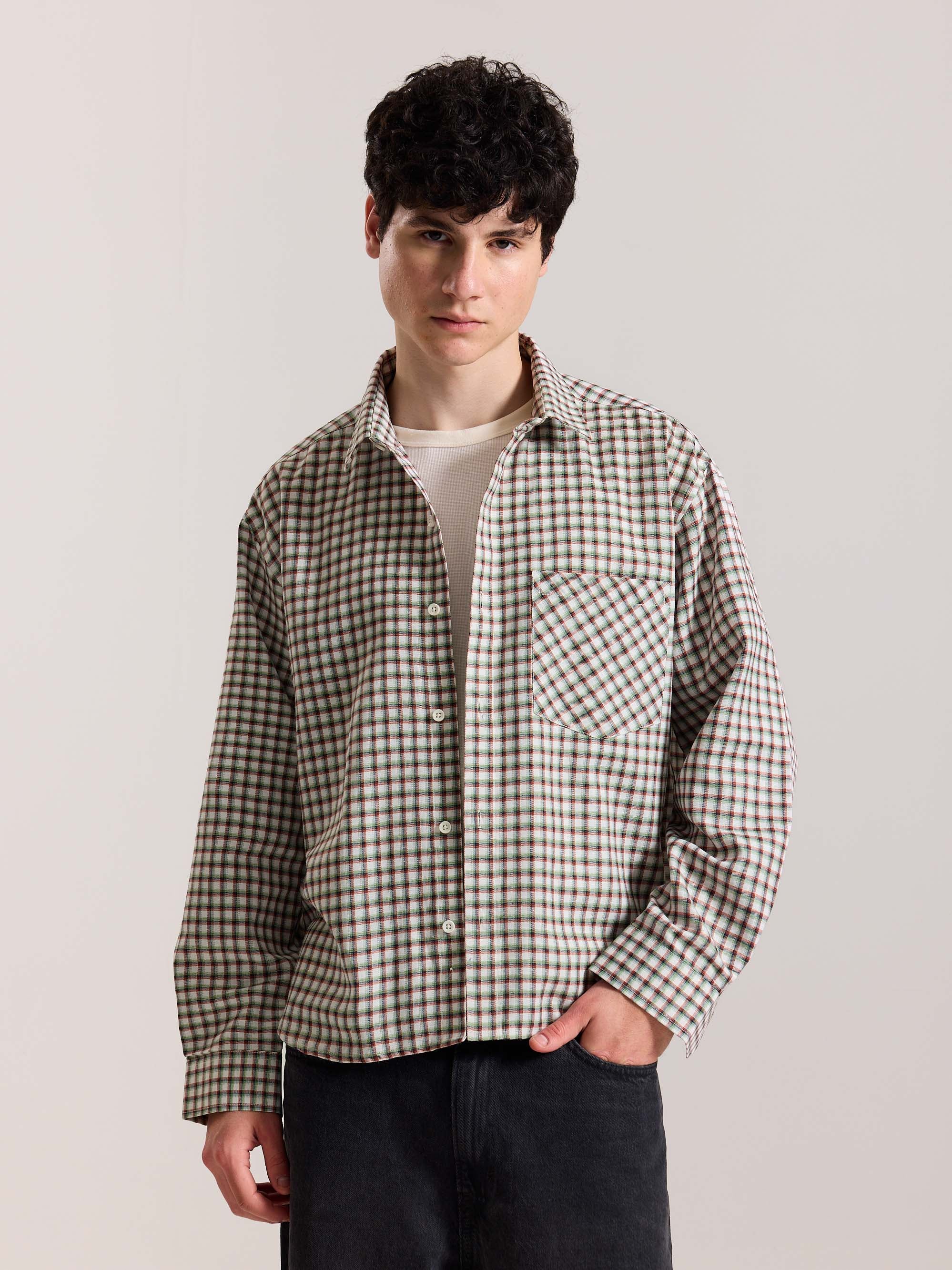 Off White Checkered Oversized Cropped Shirt - Image 3
