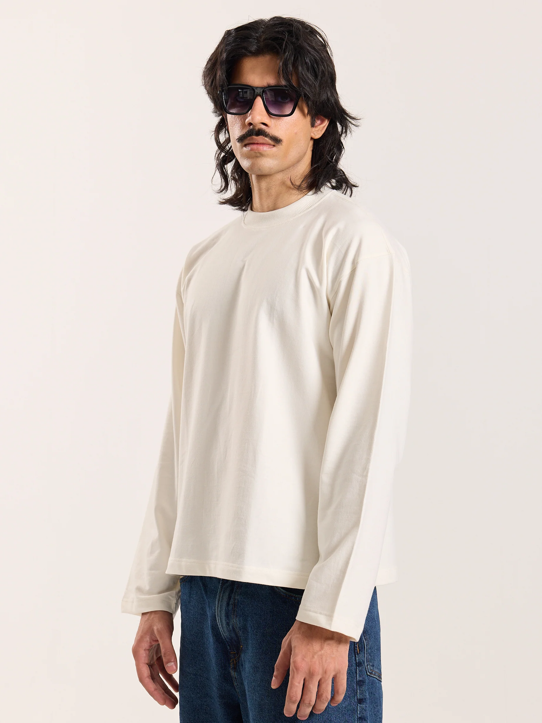 Off-White Loose Fit Cropped T-Shirt - Image 6