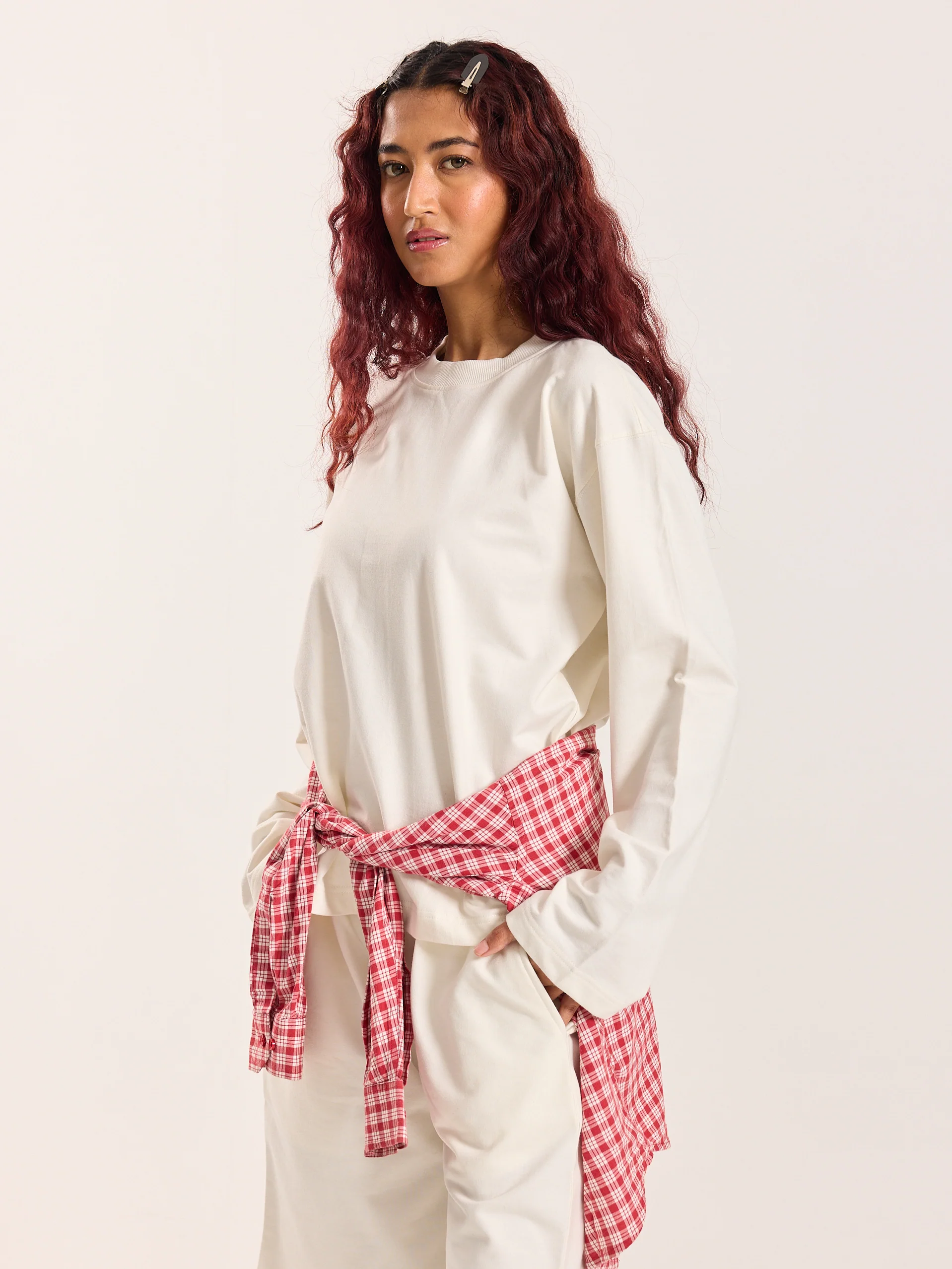 Off-White Loose Fit Cropped T-Shirt - Image 7