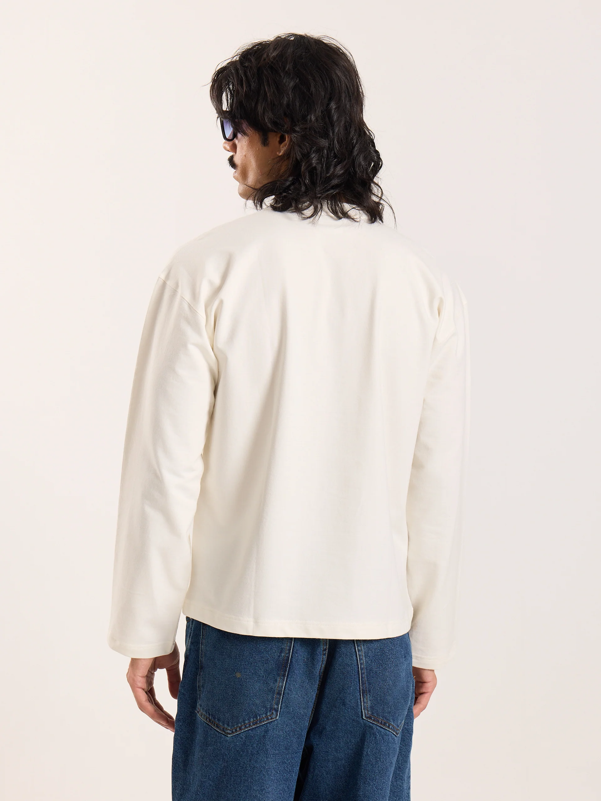 Off-White Loose Fit Cropped T-Shirt - Image 8