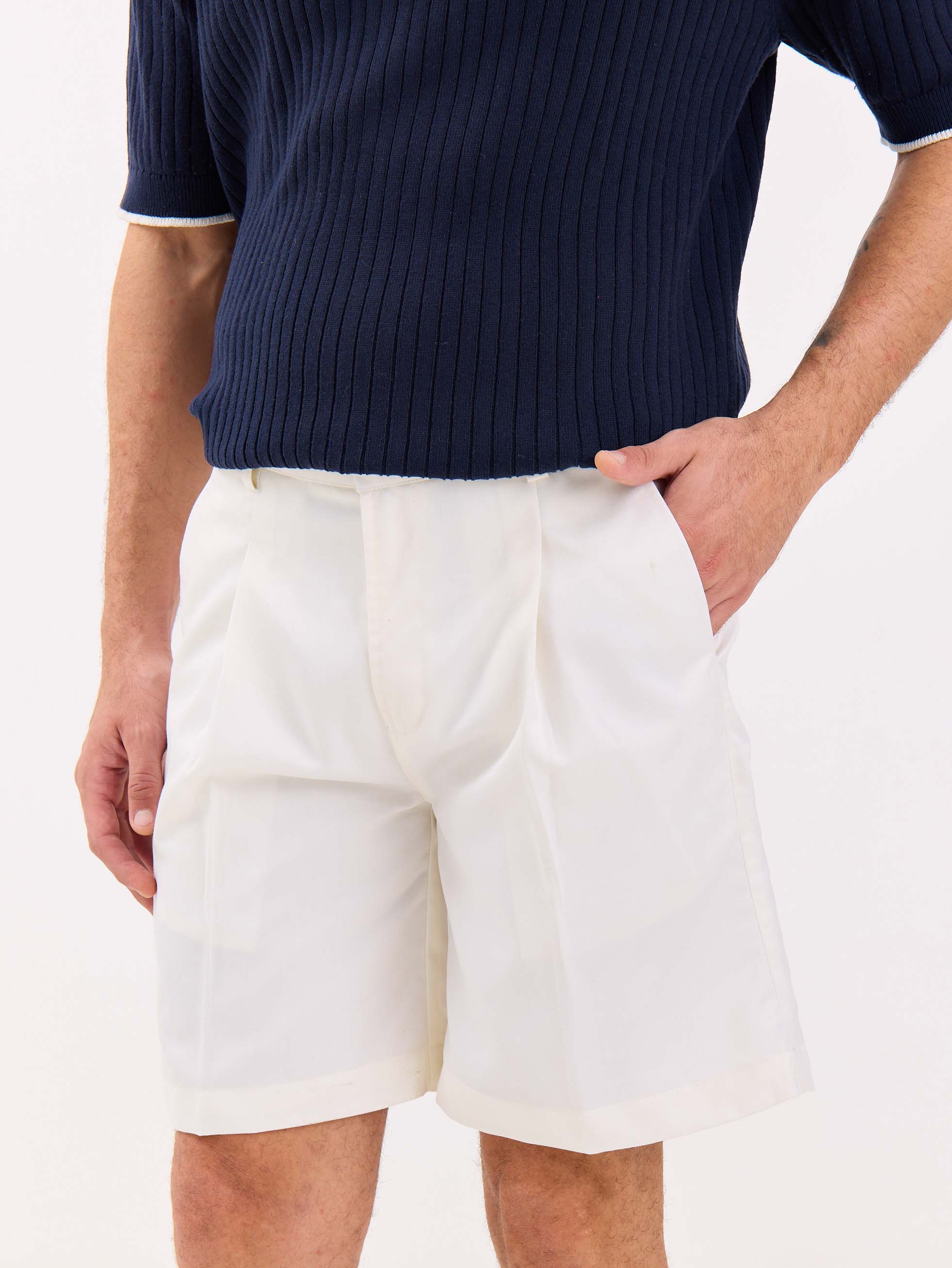 Off White Trouser Shorts - Image 3