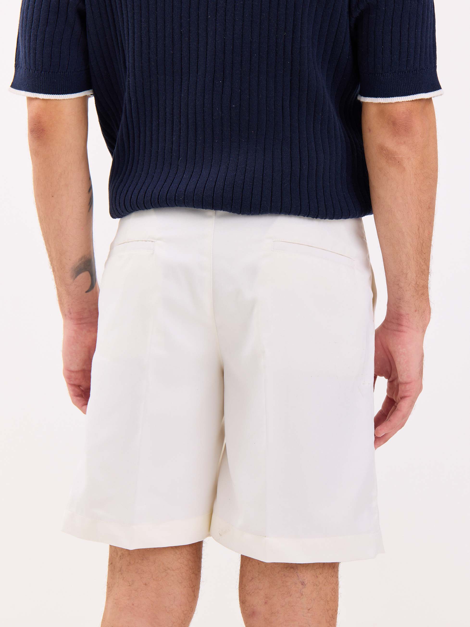 Off White Trouser Shorts - Image 6