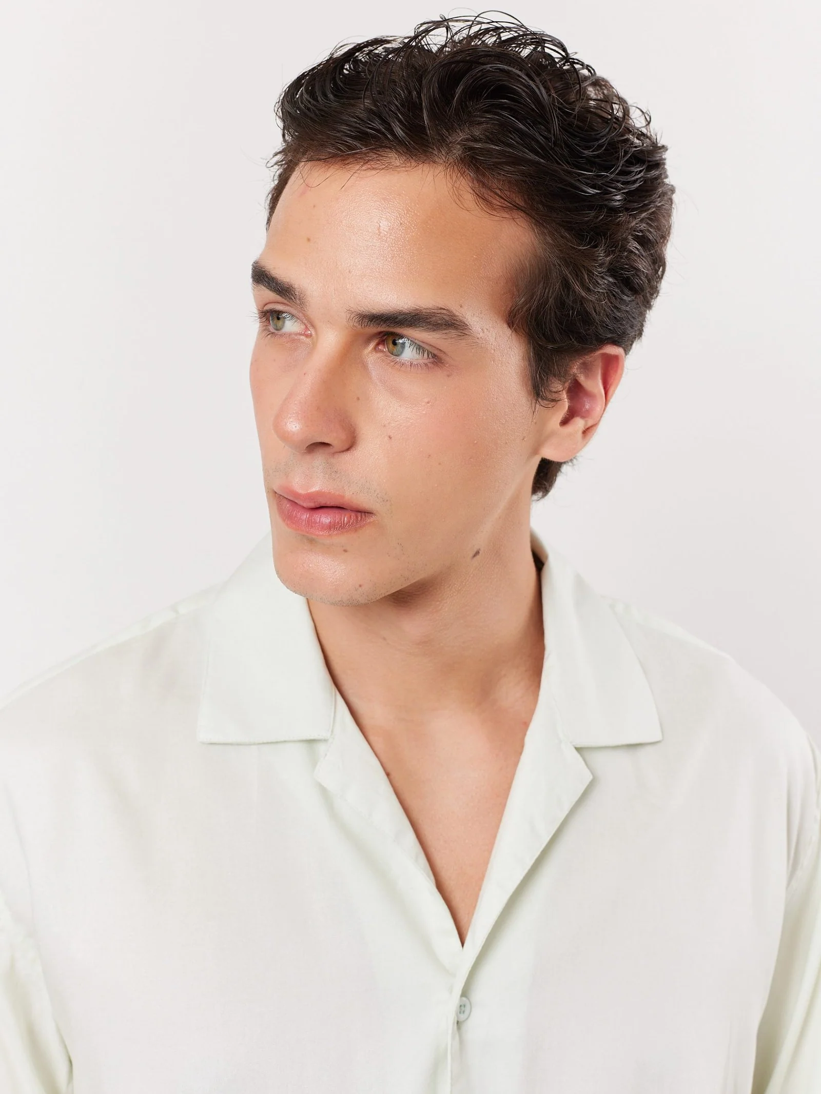 Pearl Resort Shirt - Image 4