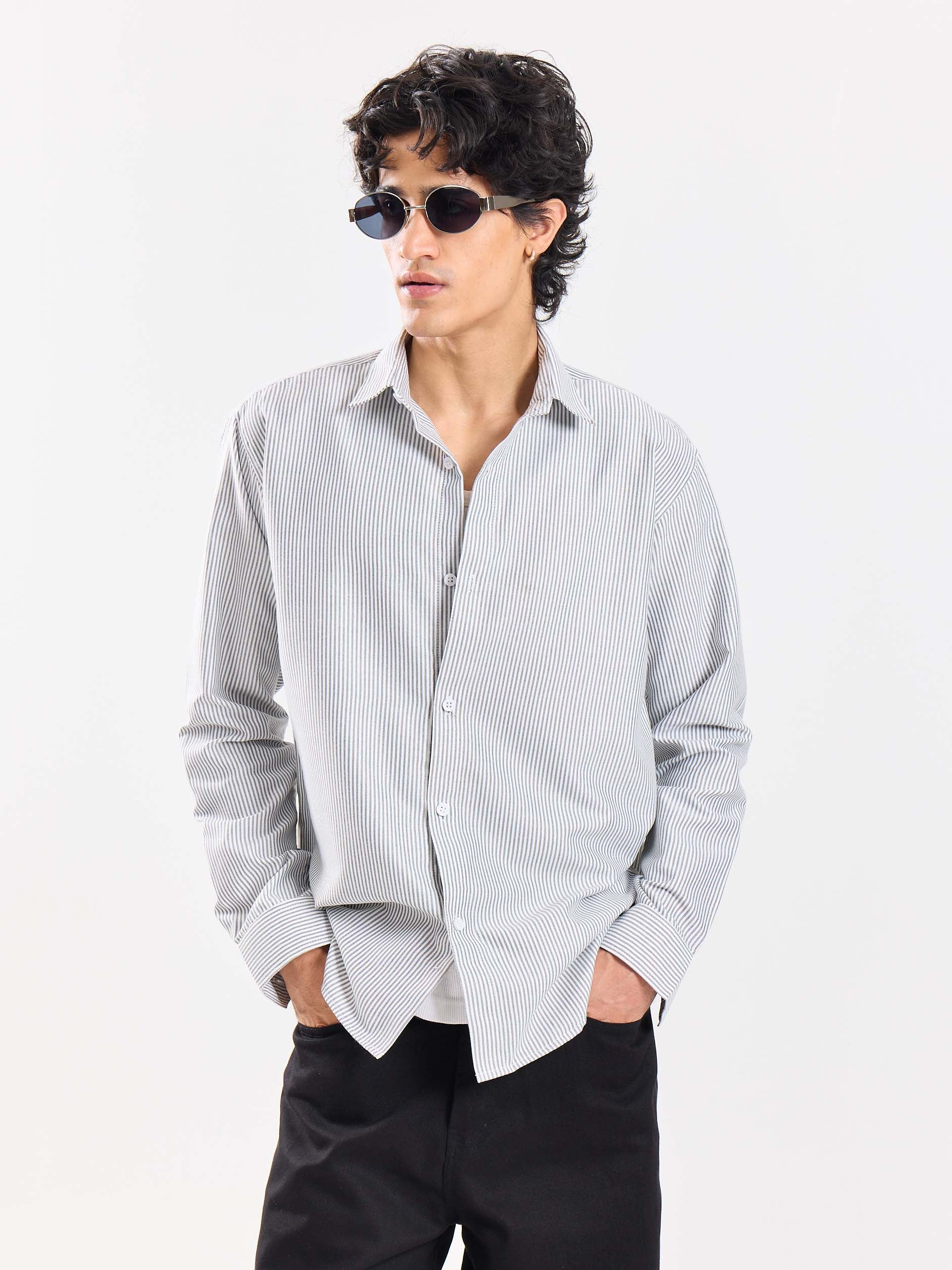Relaxed Fit Black Striped Shirt - Image 4