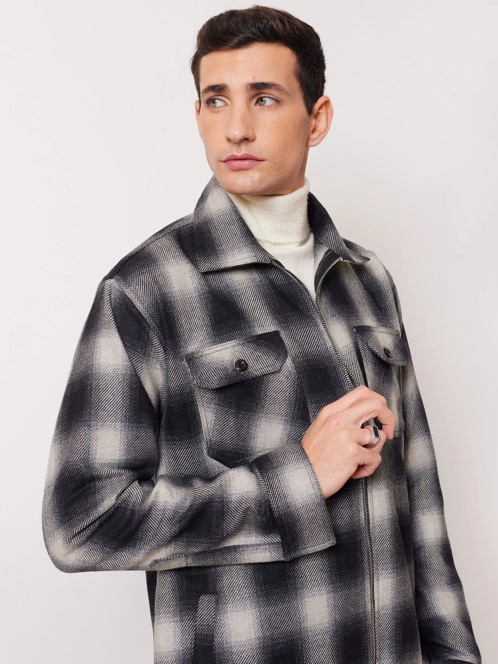 Relaxed Fit Plaid Zipper Jacket - Image 5