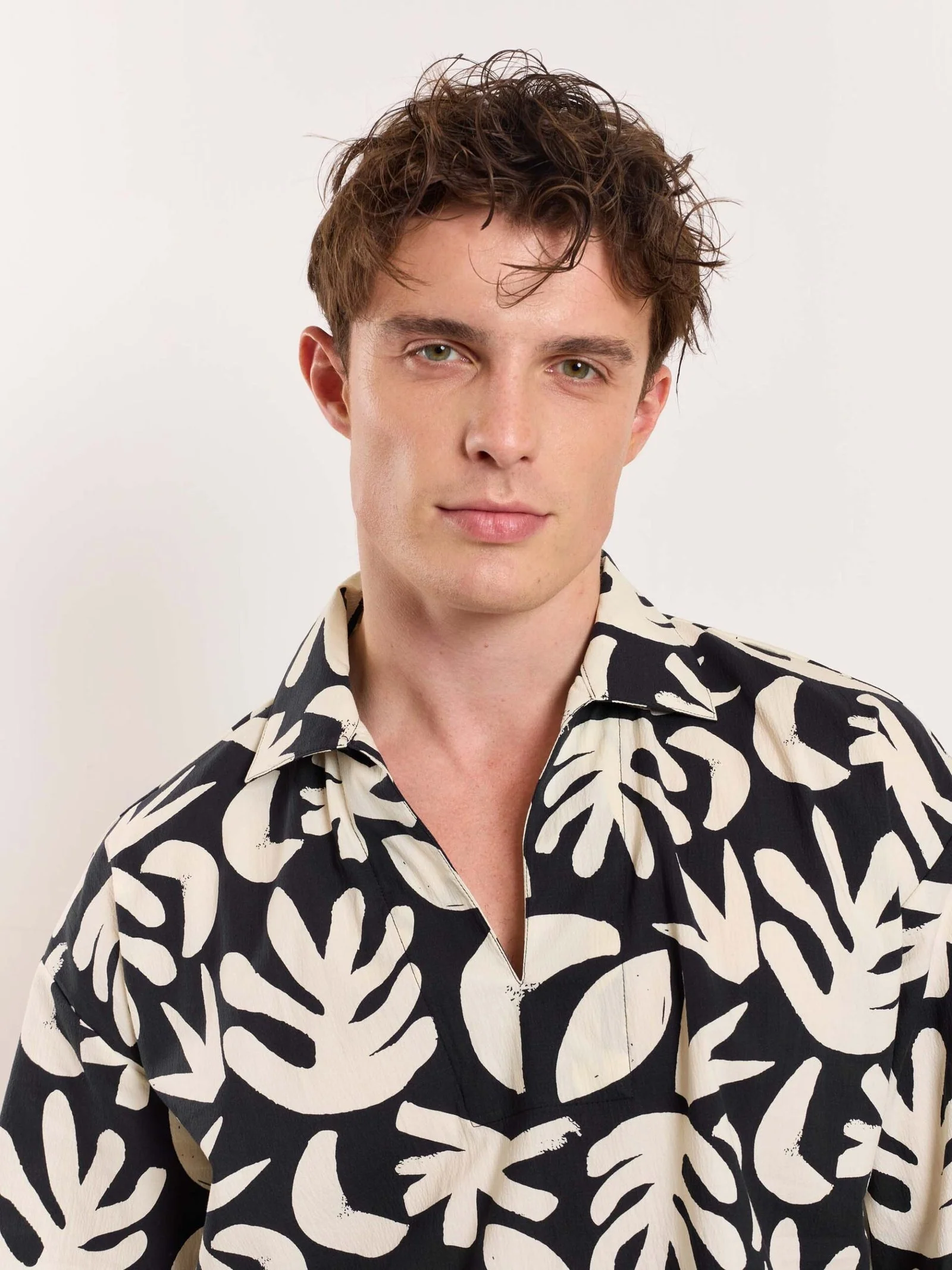 Tropical Printed Pullover - Image 5